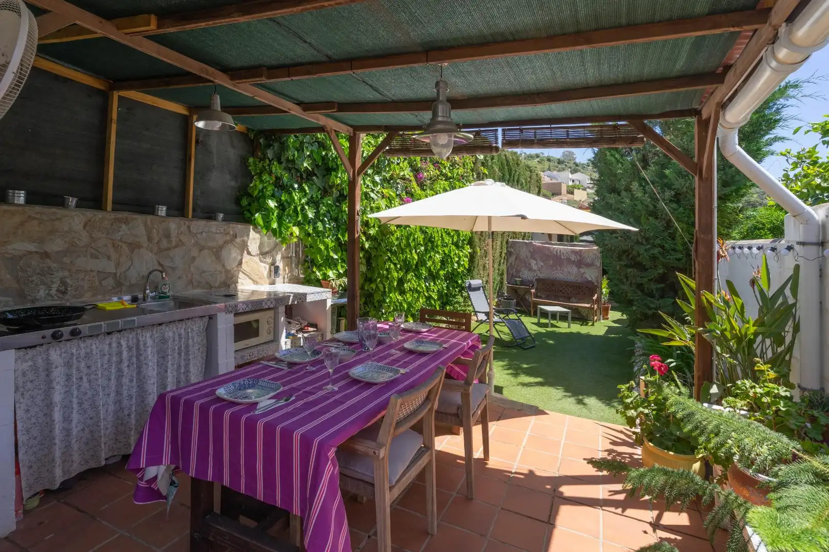 Terrace of Detached homes for rent in Riogordo  with Air Conditioner, Private garden and Terrace