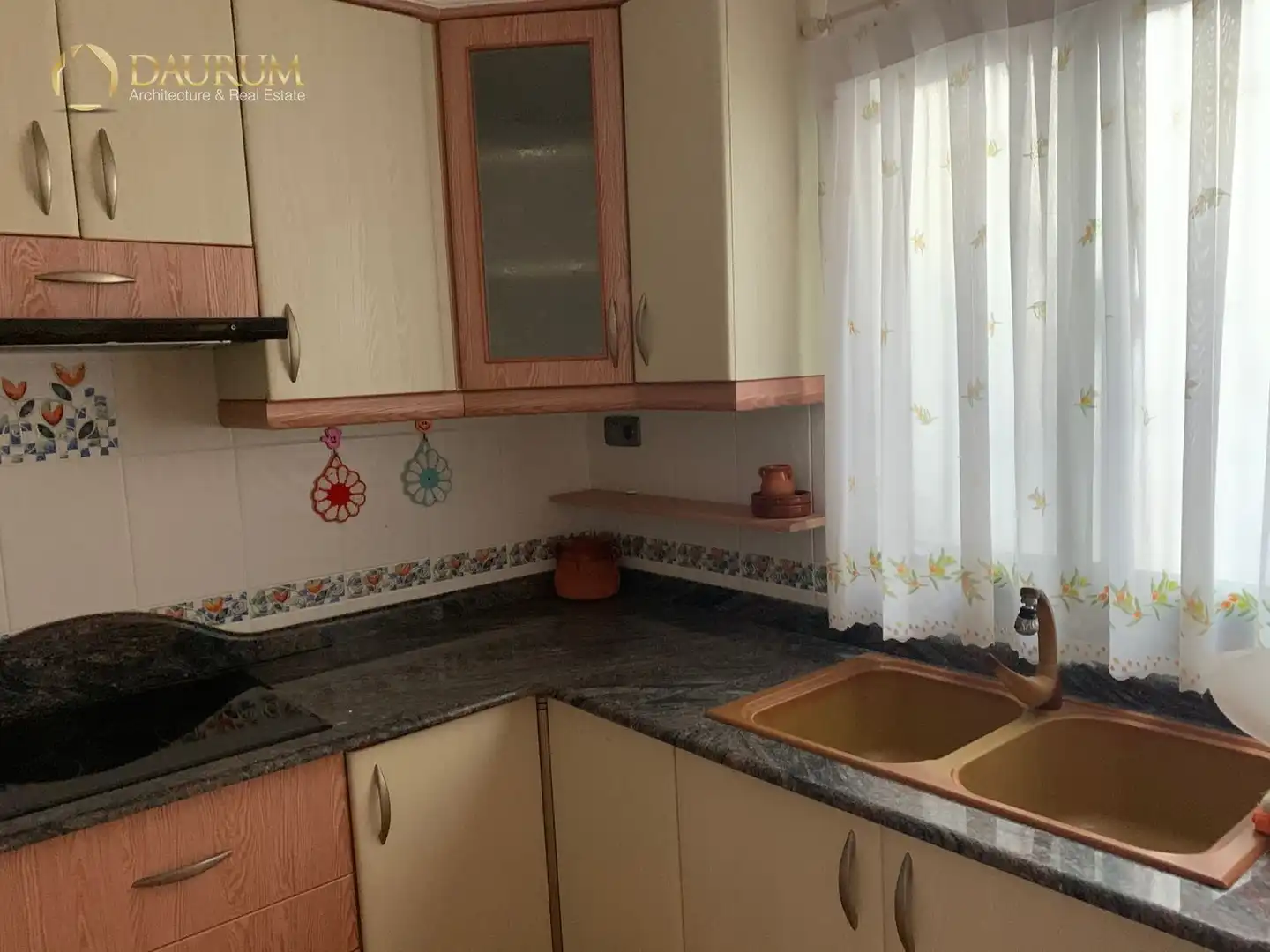 Kitchen of Houses for sale in Alaquàs  with Air Conditioner, Heating and Terrace