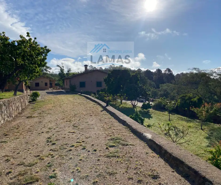 Finca rústica en venta en Valverde de la Vera con Jardín privado, Terraza y Piscina