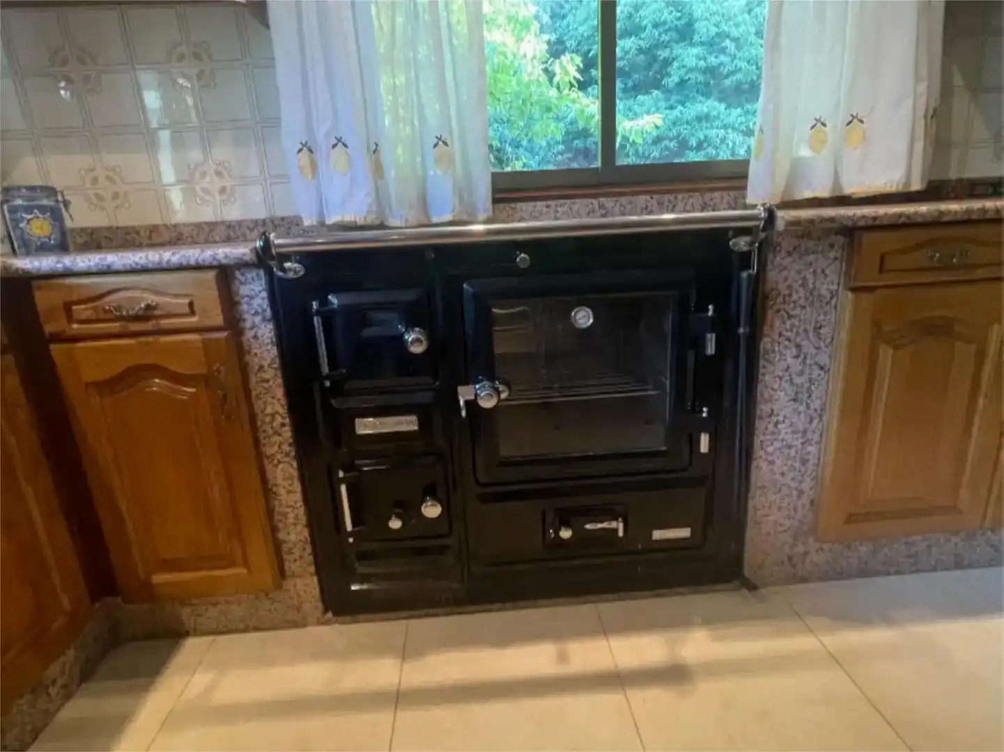 Kitchen of Flat for sale in Avión