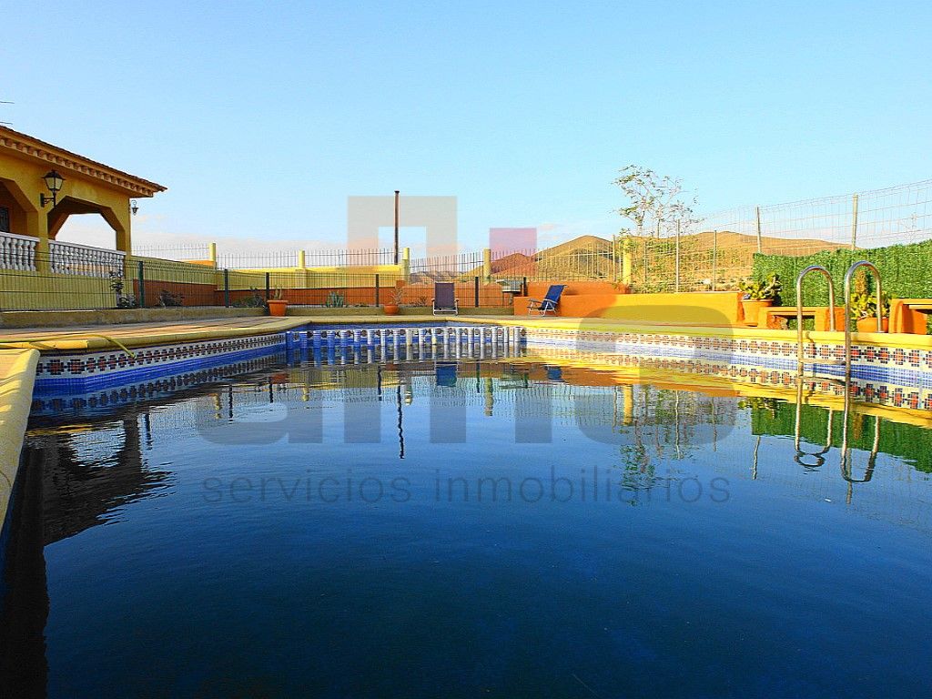 Piscina de Casa o xalet en venda en Zurgena amb Terrassa, Piscina i Forn