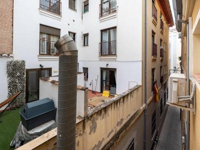 Exterior view of Flat for sale in  Granada Capital