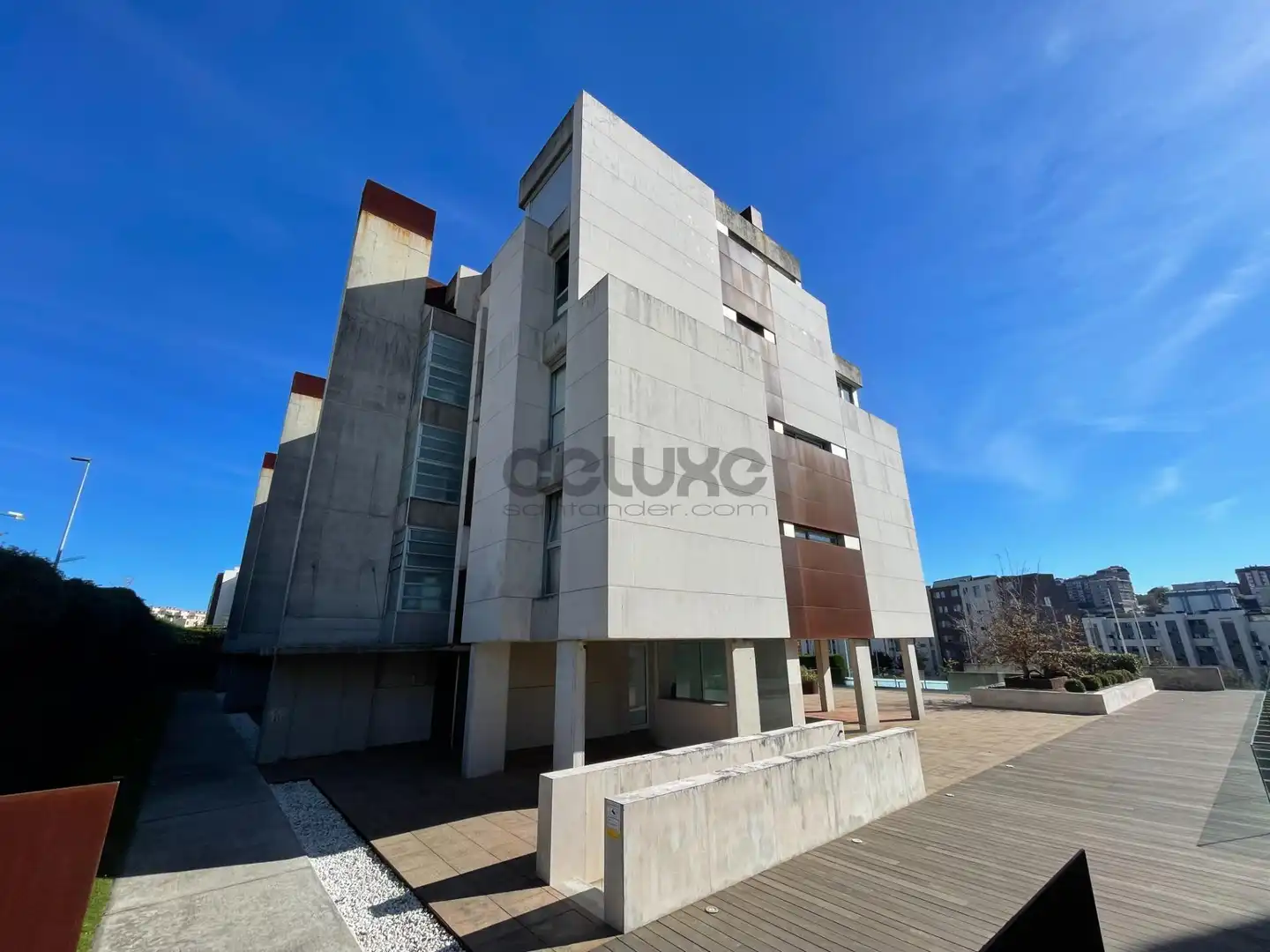 Vista exterior de Planta baja en venta en Santander con Calefacción, Jardín privado y Terraza