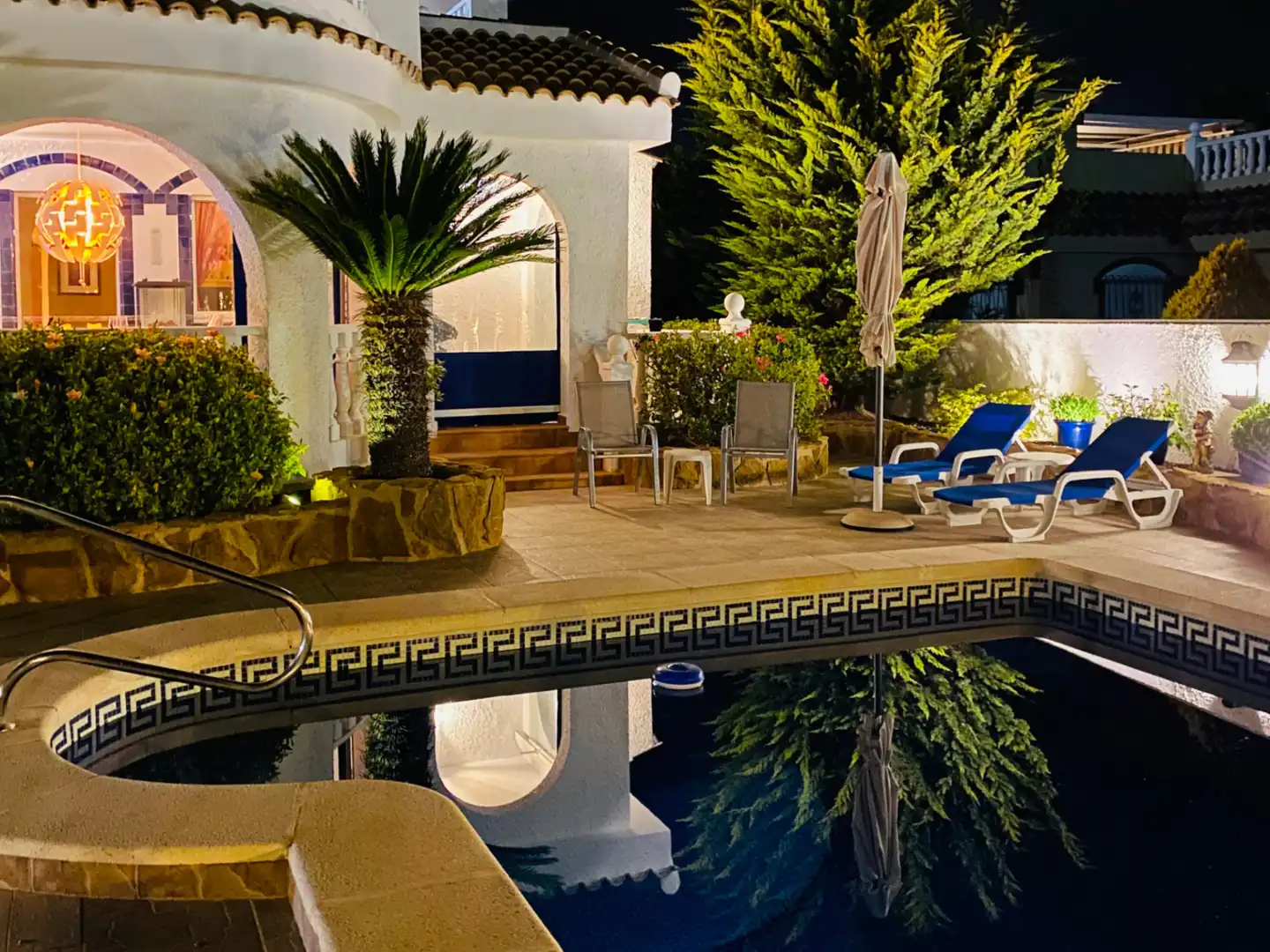 Casa o chalet en venta en Calle Luxemburgo, Monte y Mar