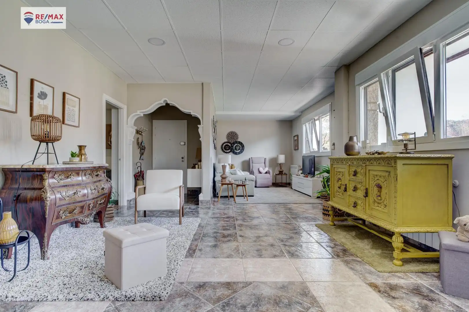 Sala d'estar de Casa o xalet en venda en Legazpi amb Calefacció, Jardí privat i Parquet