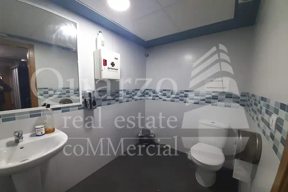 Gewerbefläche zum Verkauf in Calle Gómez Becerra 16, imagen 17