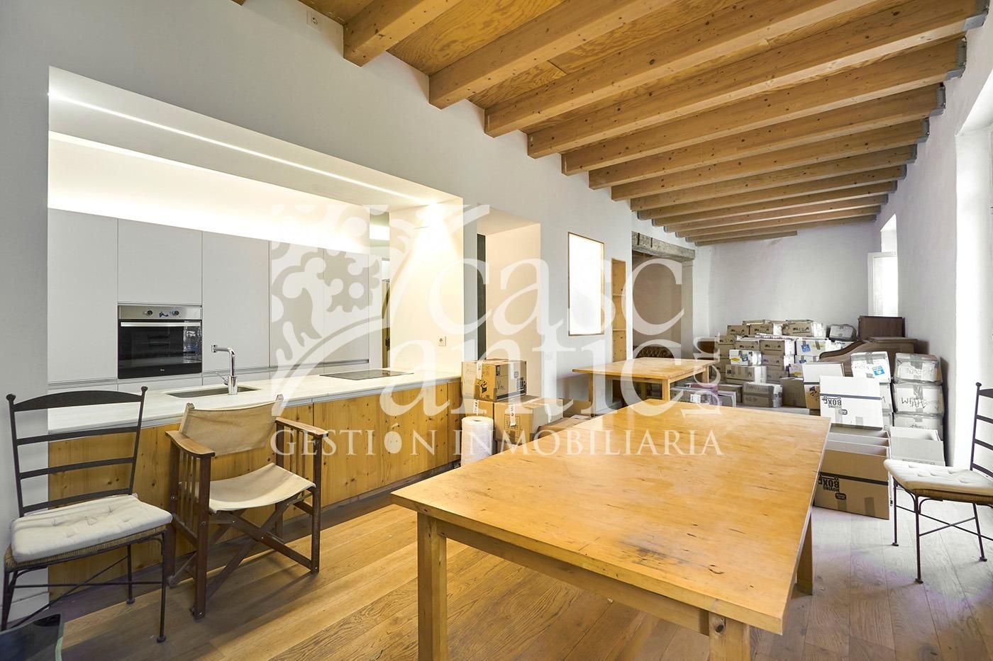 Cocina de Piso en venta en  Barcelona Capital con Balcón