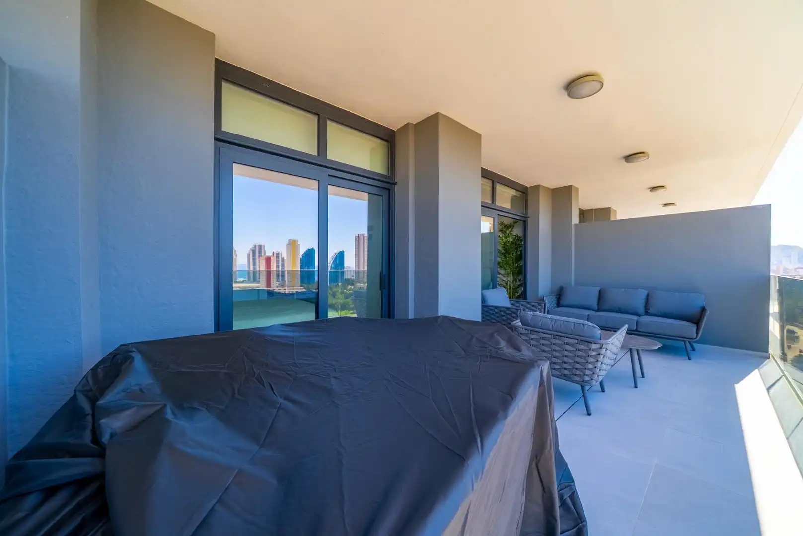 Apartamento con piscina en venta en Calle Calle Presidente Adolfo Suárez, 14, imagen 18