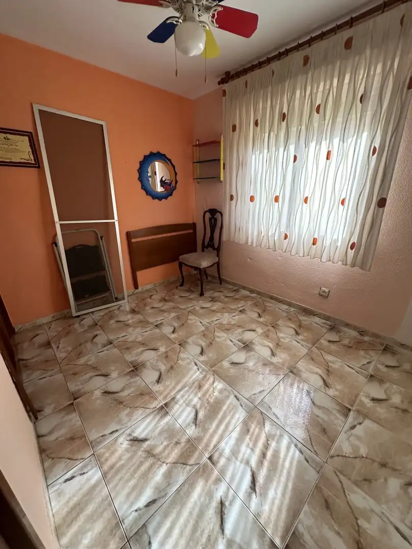 Schlafzimmer von Wohnung zum Verkauf in Linares mit Klimaanlage und Heizung