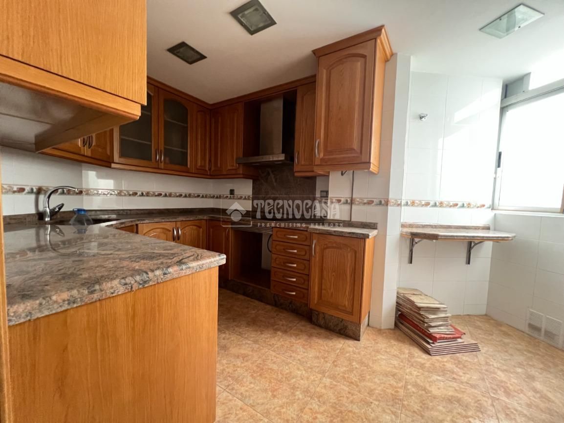 Cuina de Pis en venda en Xirivella amb Aire condicionat