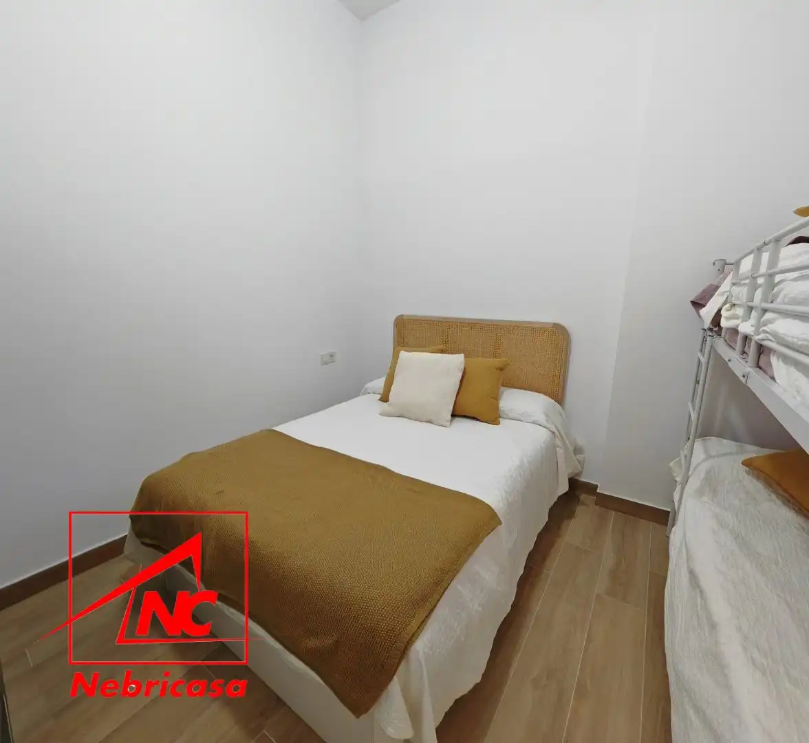 Habitación de Local en venta en Rota con Aire acondicionado y Amueblado