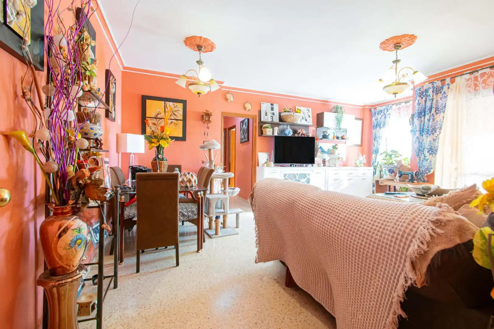 Sala de estar de Piso en venta en Sevilla con Aire acondicionado, Terraza y Trastero