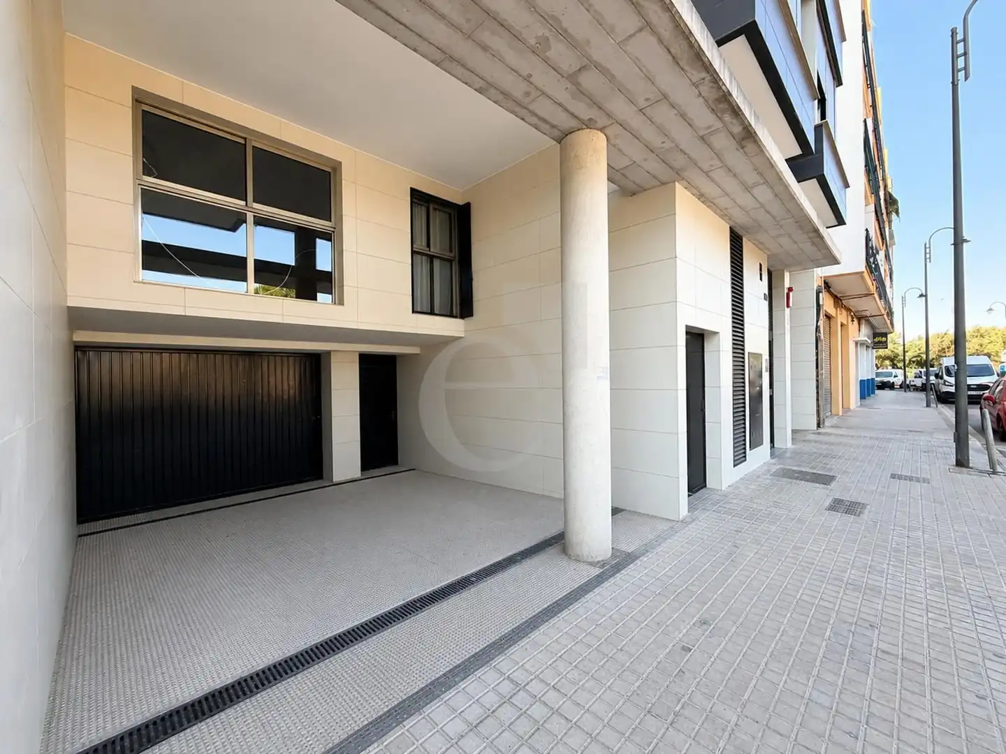 Local comercial en alquiler en Madrid 61