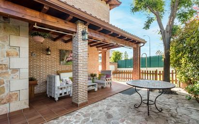 Terrace of House or chalet for sale in  Madrid Capital  with Terrace, Swimming Pool and Balcony