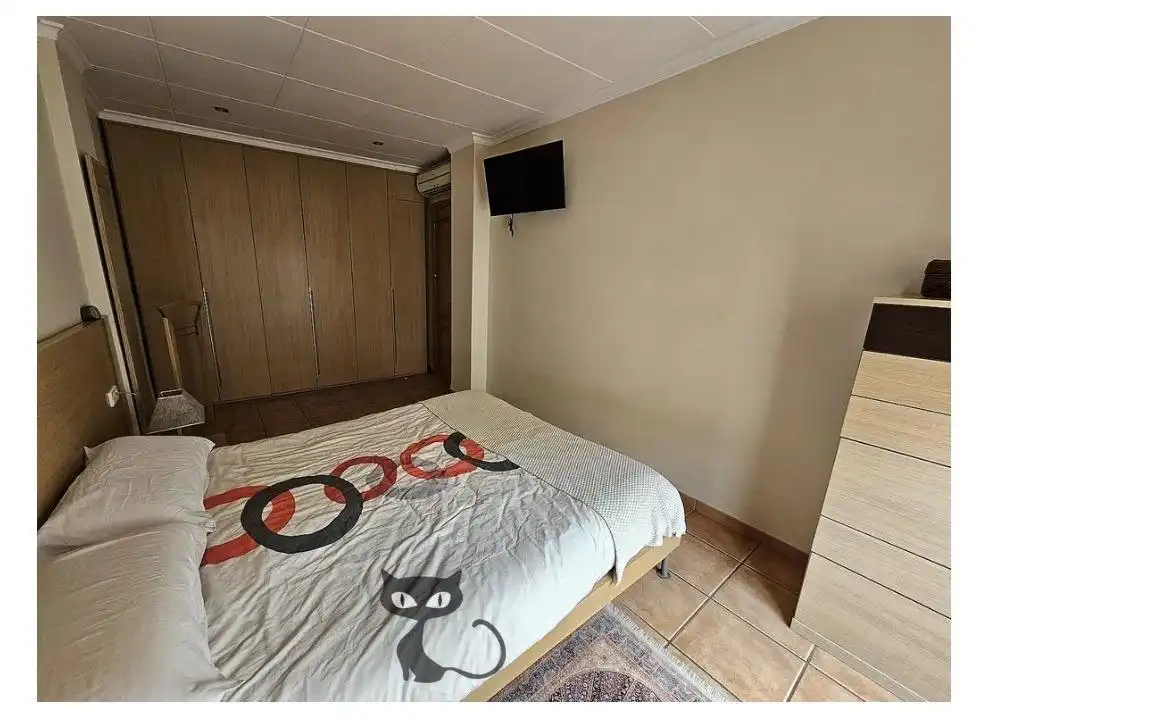 Dormitori de Casa o xalet en venda en Albal amb Terrassa i Balcó