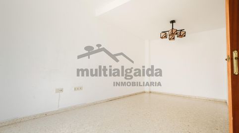 Foto 2 de Casa adosada en venta en V Centenario - Piletas - Capuchinos, Sanlúcar de Barrameda