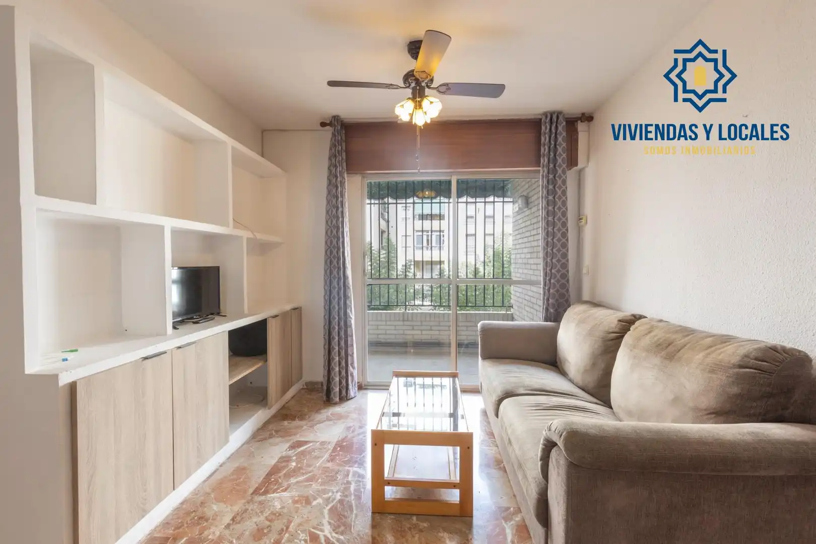 Piso con ascensor en venta en Carretera de Málaga 67