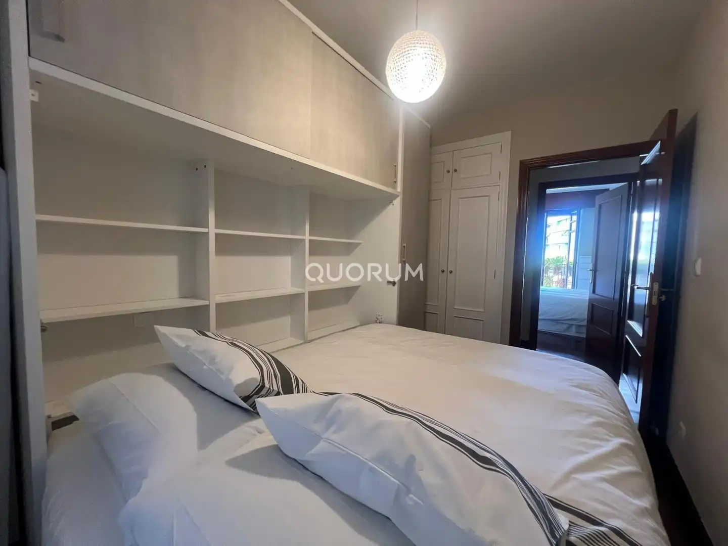 Bedroom of Flat for rent in Bilbao   with Heating and Furnished