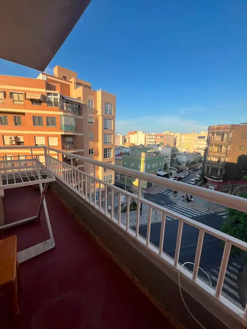 Apartament amb ascensor de lloguer a Ciudad Jardín - Tagarete - El Zapillo, imagen 14