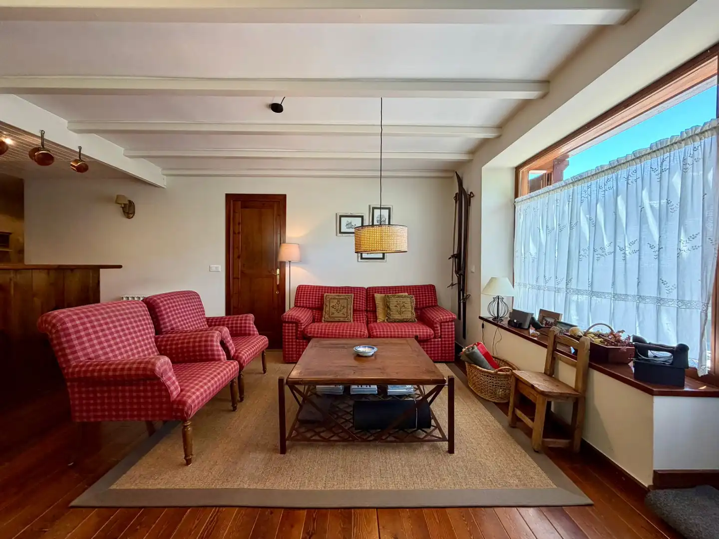 Sala de estar de Piso en venta en Naut Aran con Calefacción, Parquet y Terraza