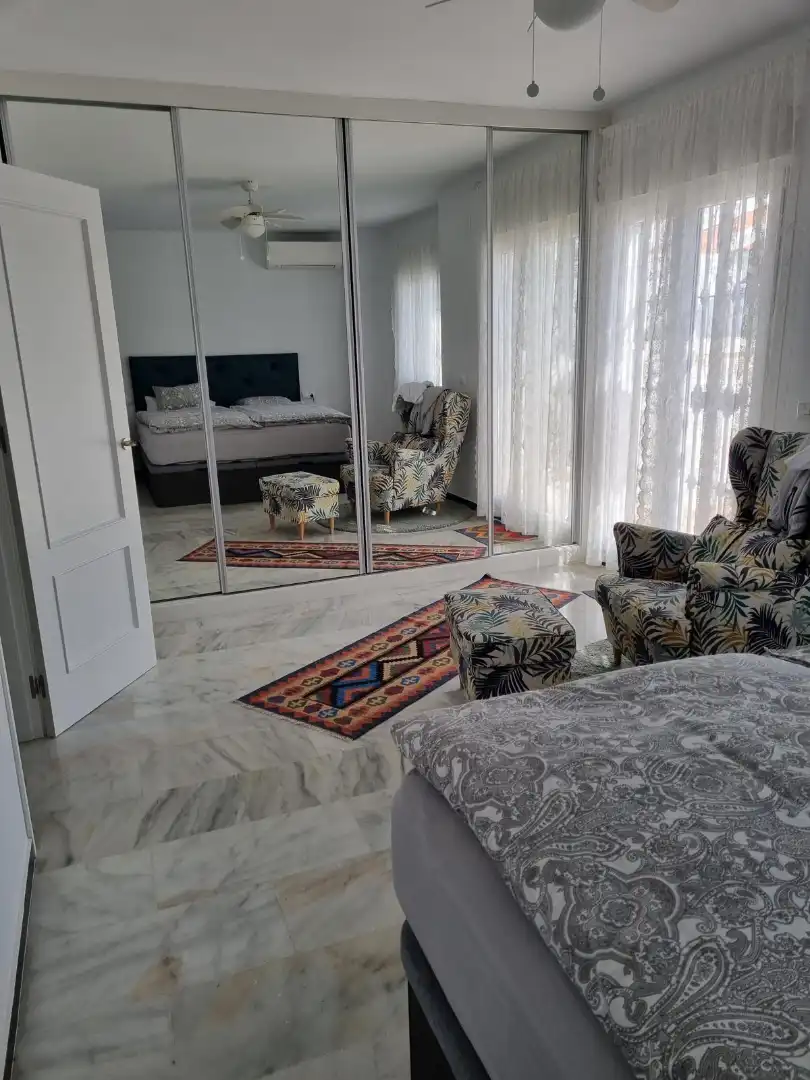 Dormitori de Casa o xalet de lloguer en Algarrobo amb Aire condicionat, Calefacció i Terrassa