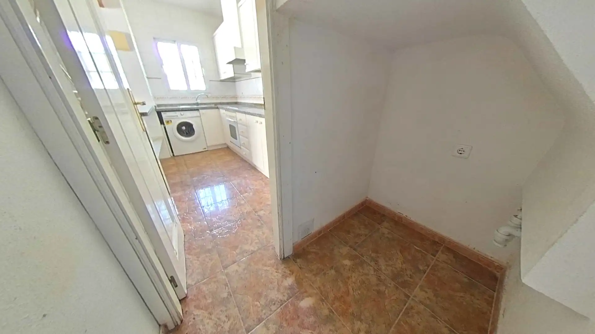 Cuina de Casa adosada en venda en Orihuela amb Jardí privat, Traster i Balcó