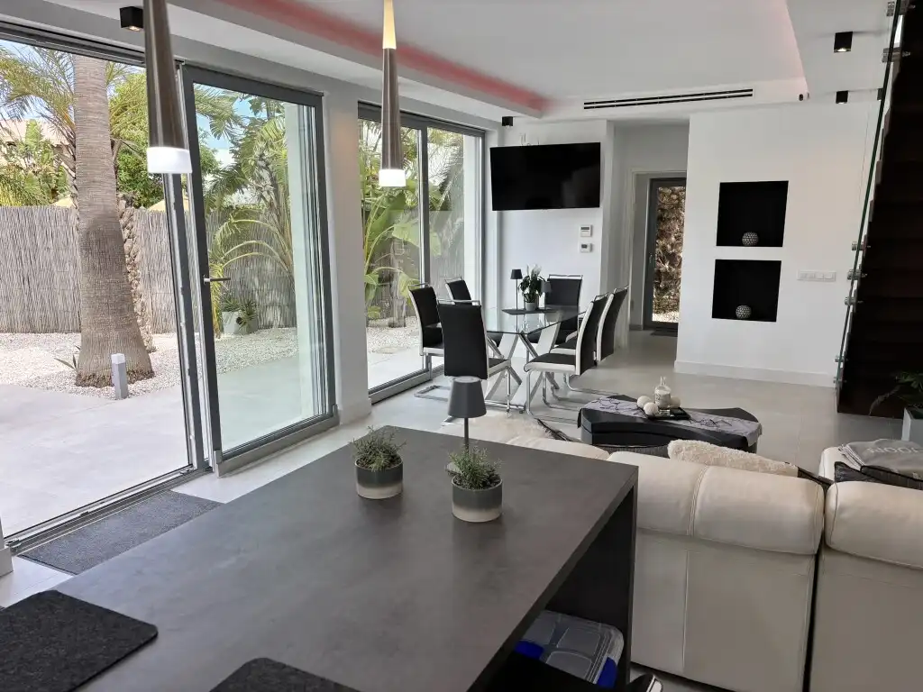 Comedor de Casa o chalet en venta en Alcúdia con Aire acondicionado, Calefacción y Jardín privado