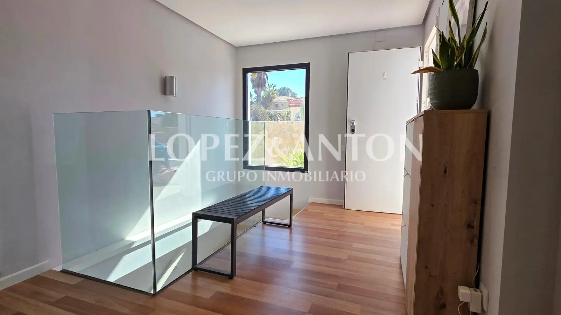 Houses for sale in L'Eliana  with Air Conditioner, Private garden and Parquet flooring
