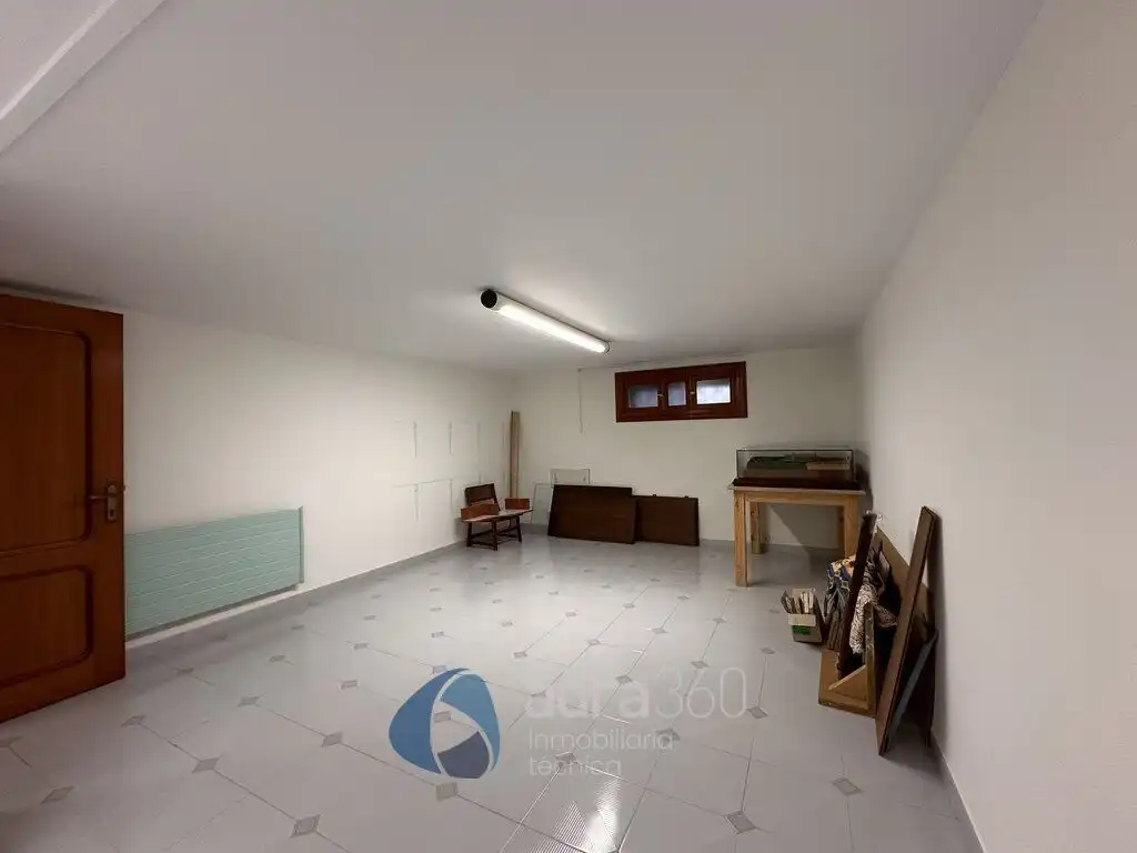Houses for sale in Lardero  with Air Conditioner, Heating and Private garden