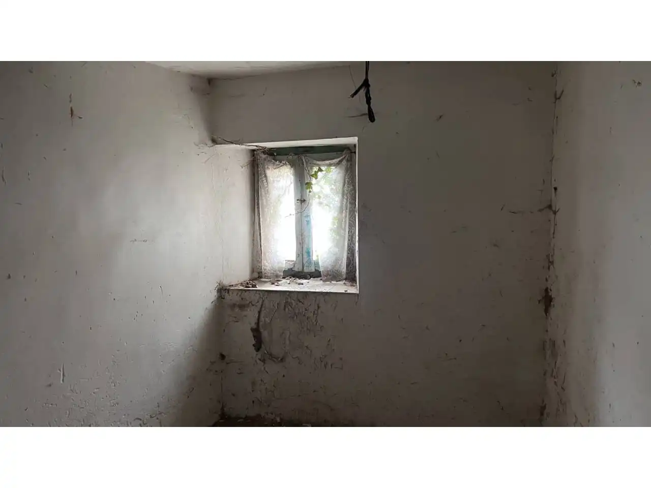 Bedroom of Houses for sale in Espinosa de los Monteros