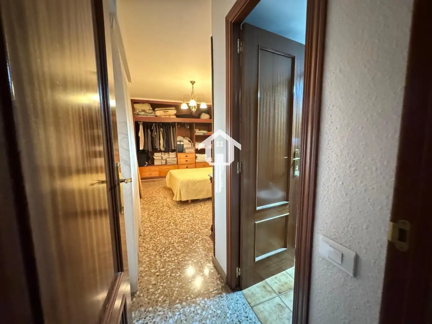 Wohnung zum Verkauf in Alicante / Alacant mit Privatgarten und Balkon