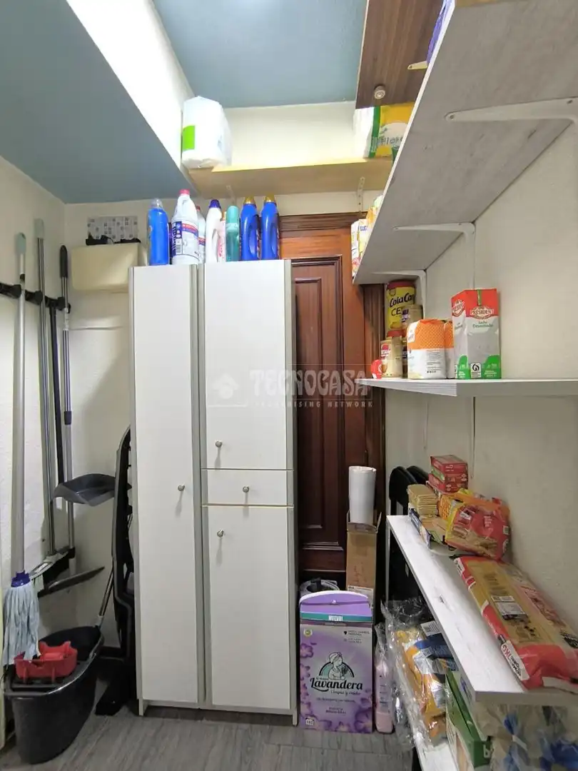 Cocina de Piso en venta en Alcalá de Henares con Aire acondicionado, Calefacción y Parquet
