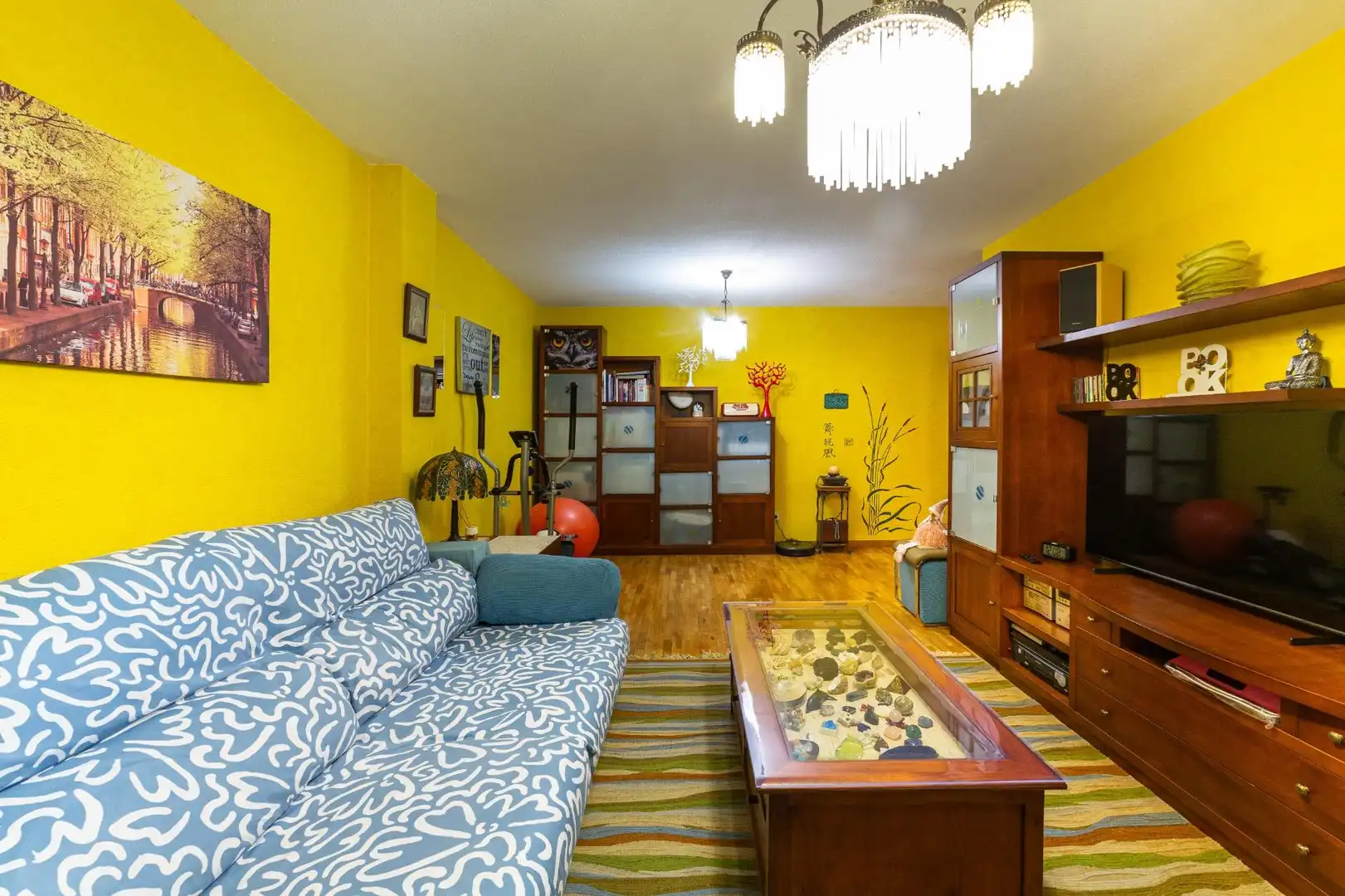 Living room of Flat for sale in Valladolid  with Heating, Storage room and Community pool