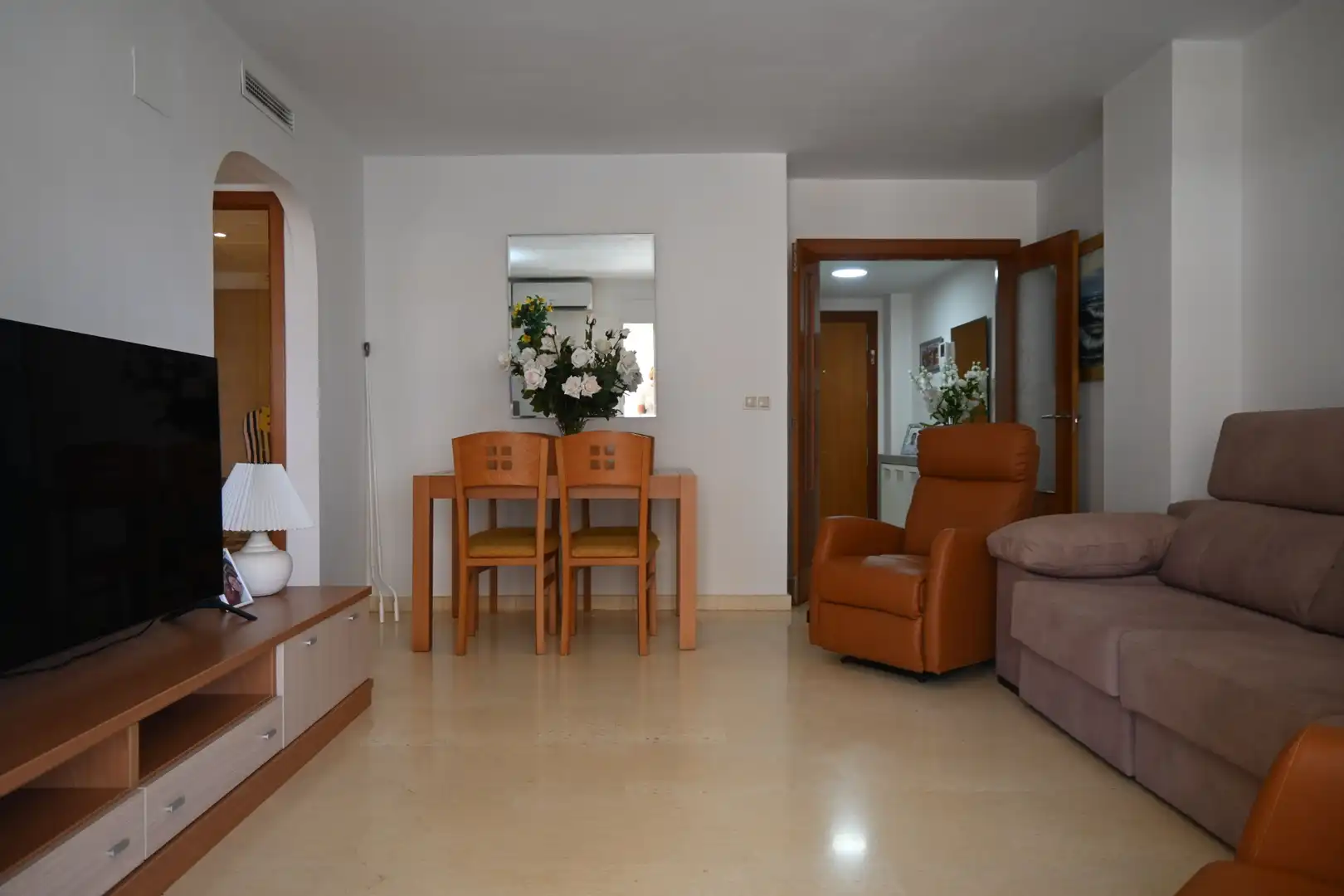 Sala d'estar de Apartament en venda en La Manga del Mar Menor amb Aire condicionat, Calefacció i Terrassa