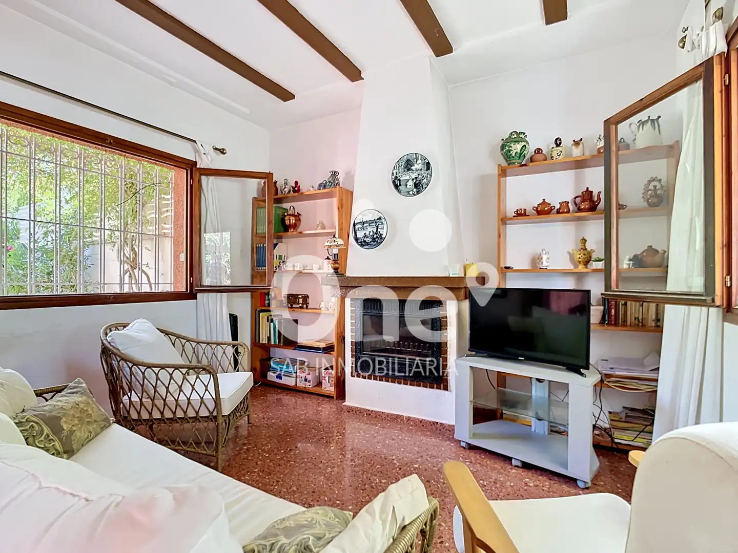 Living room of Houses for sale in San Antonio de Benagéber  with Air Conditioner, Private garden and Terrace