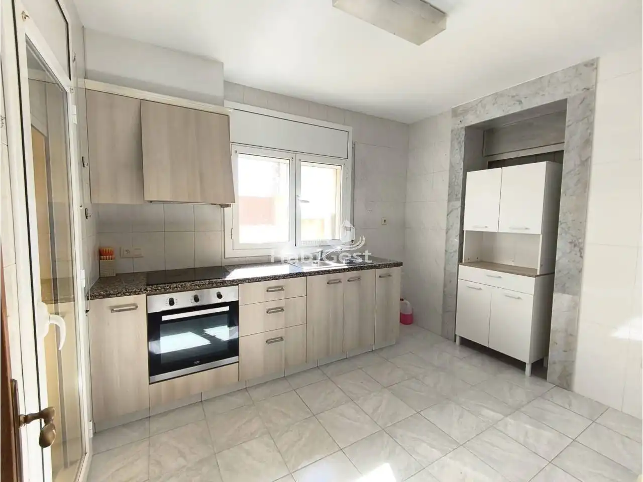 Küche von Haus oder Chalet zum Verkauf in Medinyà mit Heizung und Terrasse