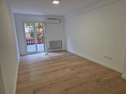 Bedroom of Flat for sale in  Zaragoza Capital  with Air Conditioner, Heating and Parquet flooring