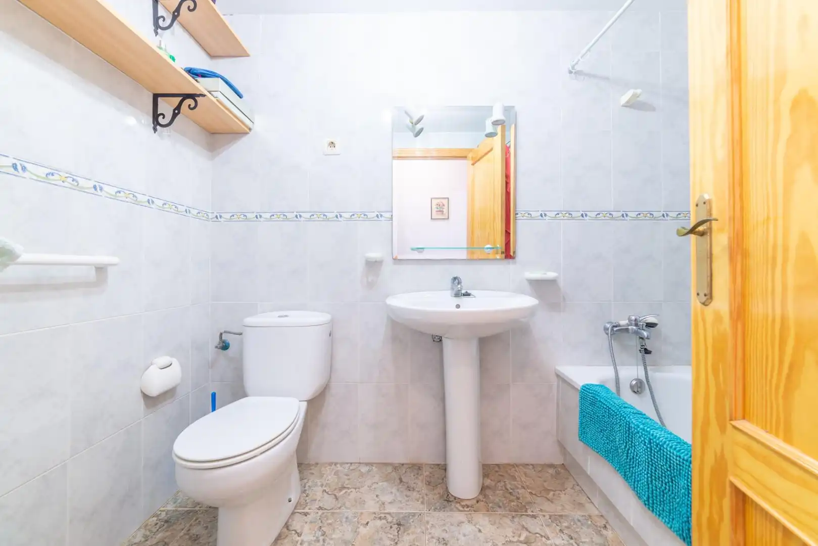 Baño de Dúplex en venta en Los Alcázares con Terraza, Amueblado y Alarma