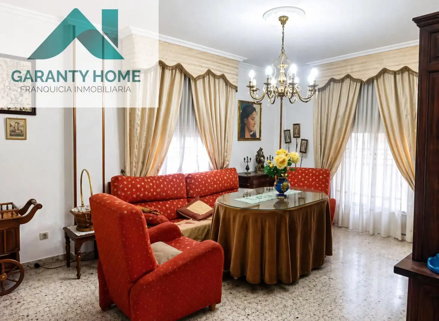 Piso con terraza en venta en Martos