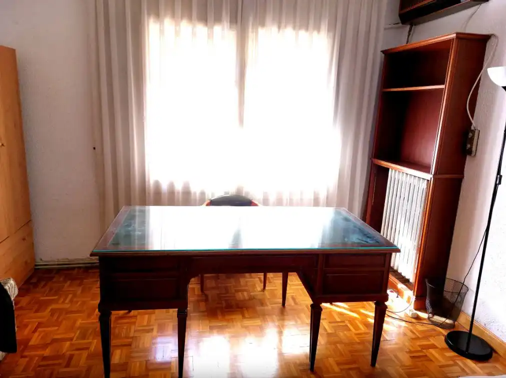 Piso de alquiler en Zaragoza con Calefacción, Parquet y Amueblado