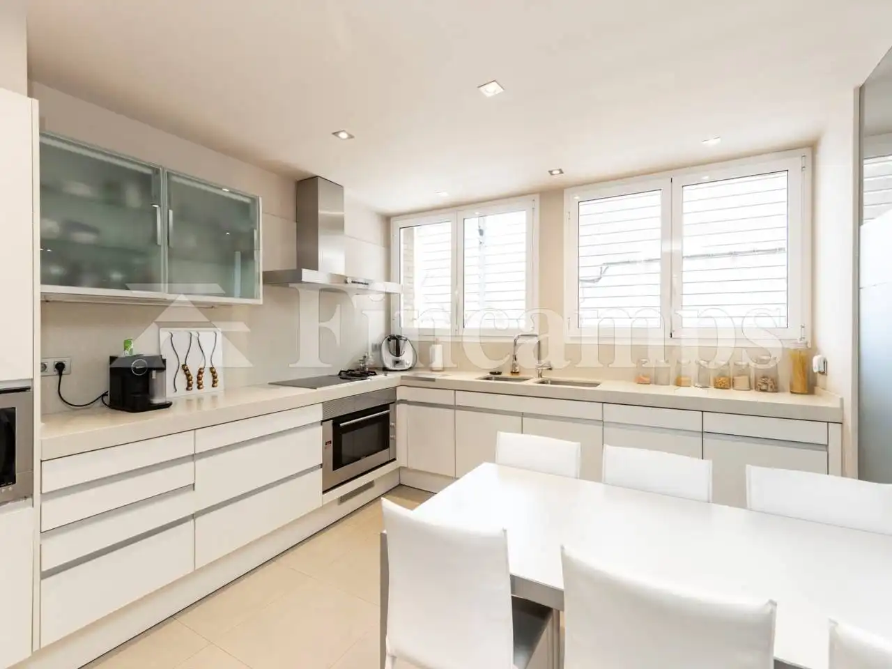 Casa con jardín en venta en Calle agricultura, imagen 2