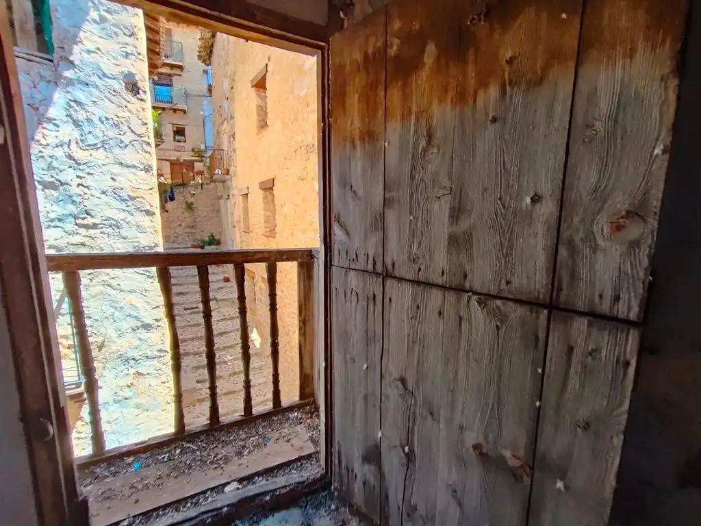 Casa rústica amb terrassa en venda a Valderrobres, imagen 8