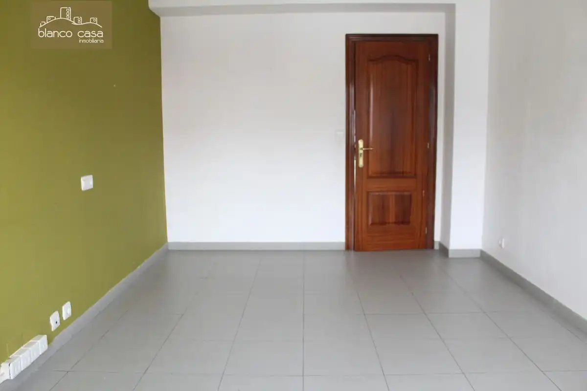 Office space with lift to rent in Carballo, imagen 8