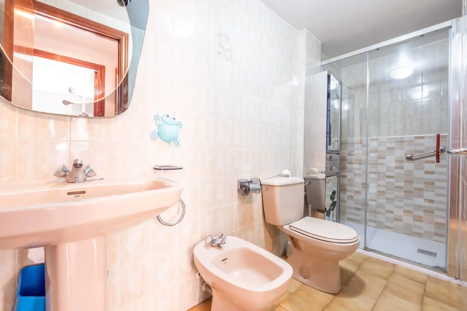 Badezimmer von Wohnung zum Verkauf in Zaragoza mit Klimaanlage, Heizung und Terrasse
