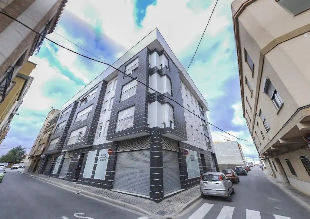 Vista exterior de Piso en venta en Nules