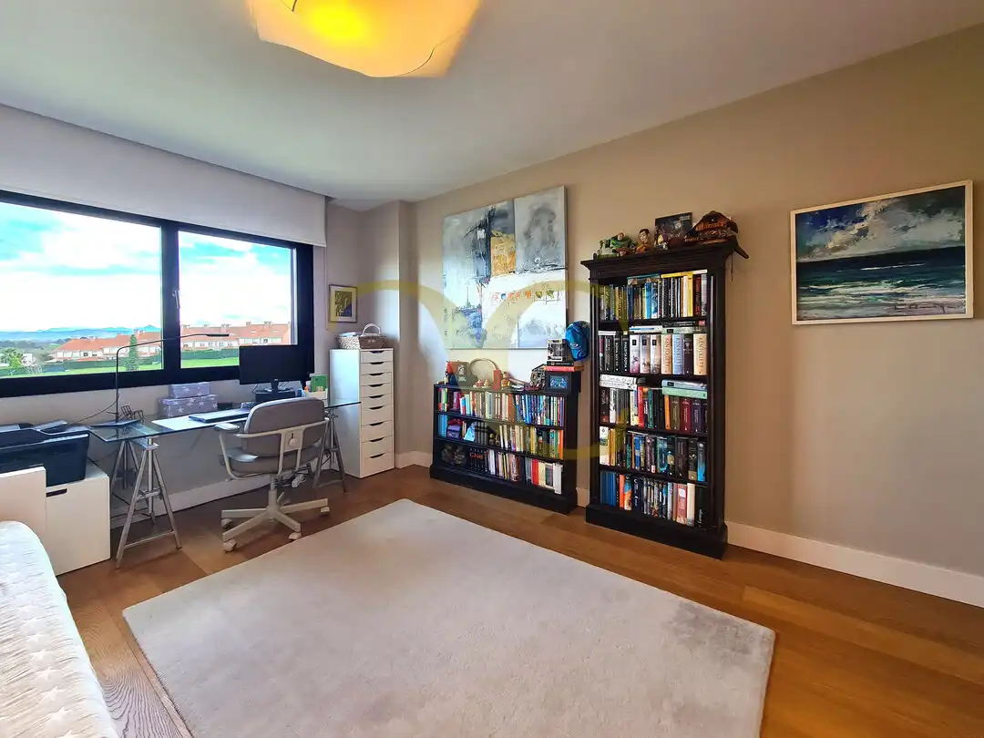 Habitación de Casa o chalet en venta en Siero con Calefacción, Jardín privado y Trastero