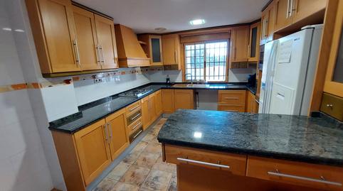 Foto 2 de Casa o chalet de alquiler en La Marina, Alicante