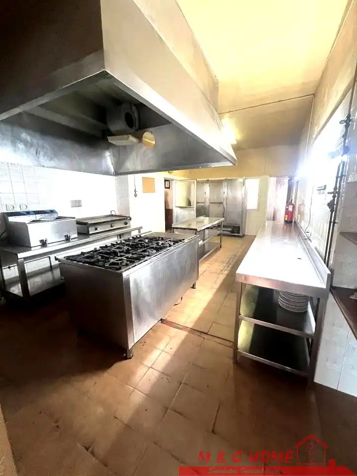 Cuina de Casa o xalet en venda en Málaga amb Jardí privat, Terrassa i Traster