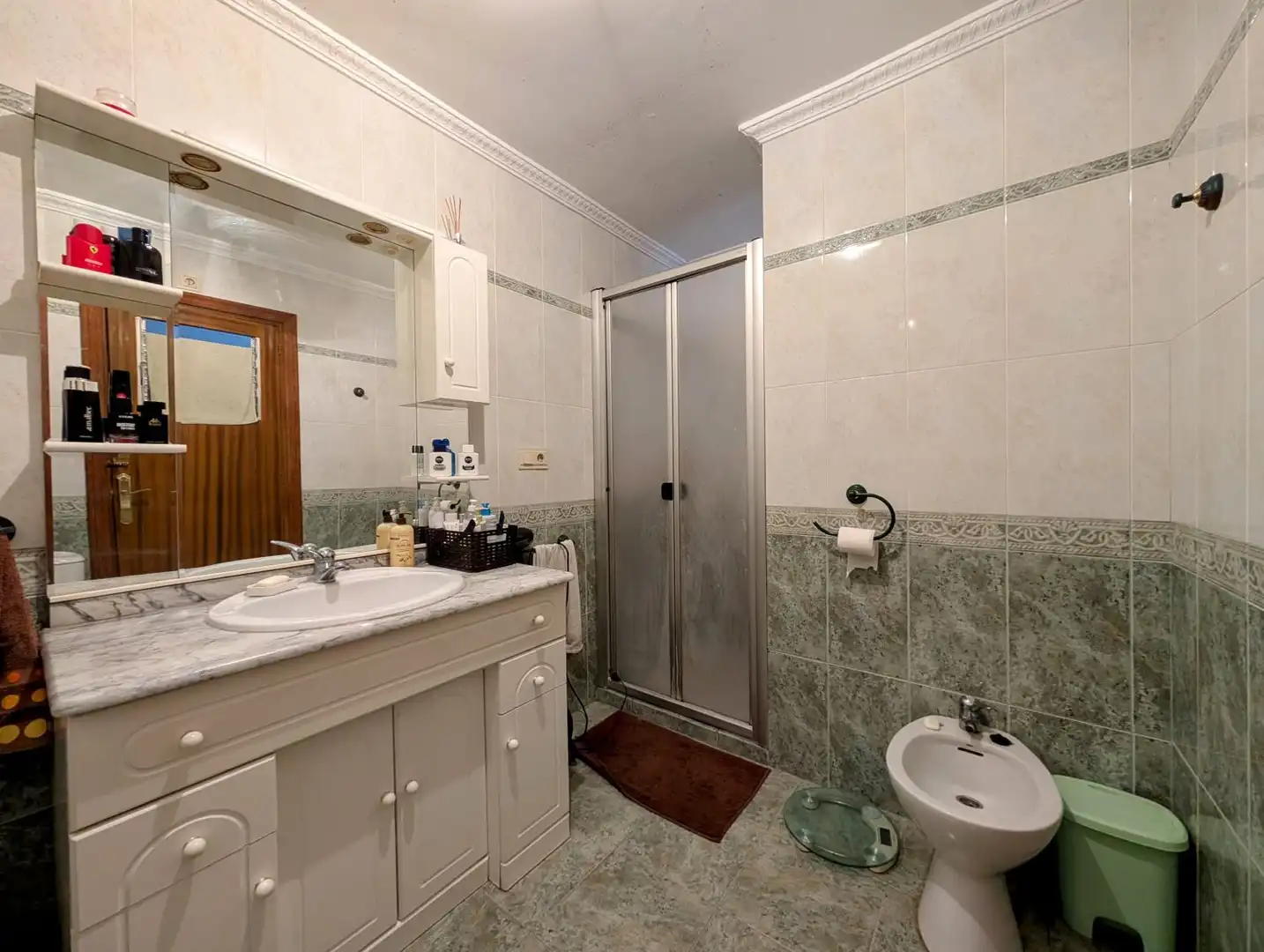 Bathroom of Houses for sale in Loja  with Terrace and Furnished