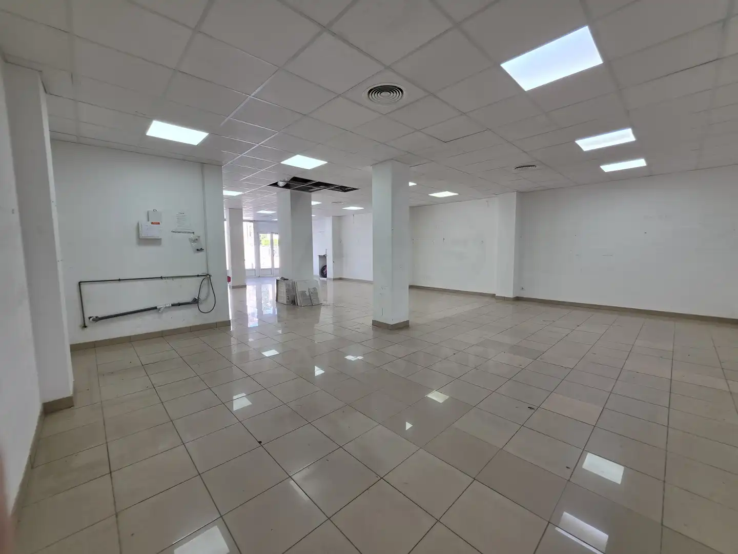 Local commercial à louer à Pedanías Este, imagen 6
